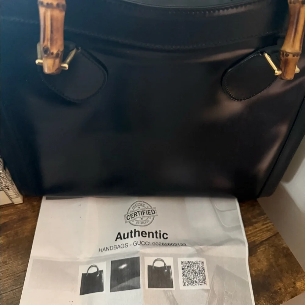 Gucci Diana Bamboo Satchel - Picture 6 of 9